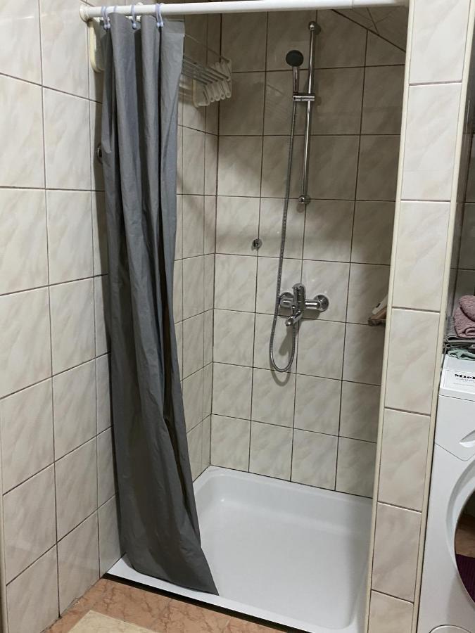 Dino'S Apartment Сараево Екстериор снимка