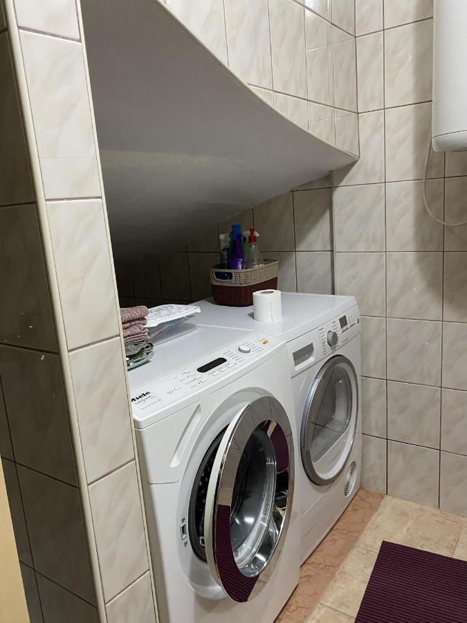 Dino'S Apartment Сараево Екстериор снимка