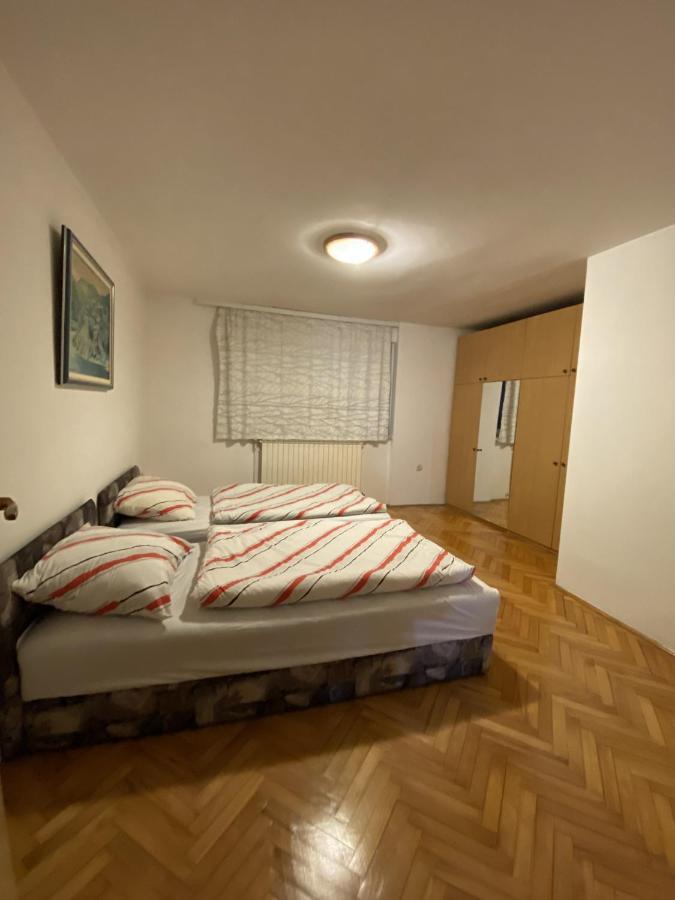 Dino'S Apartment Сараево Екстериор снимка